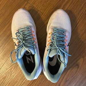 Nike Pegasus size 8.5 - light purple